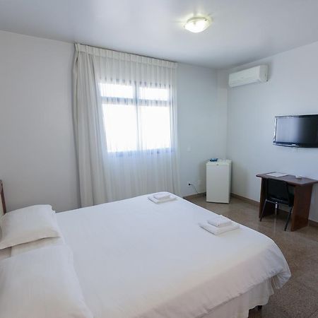 Nobre Hotel Montes Claros Exteriör bild