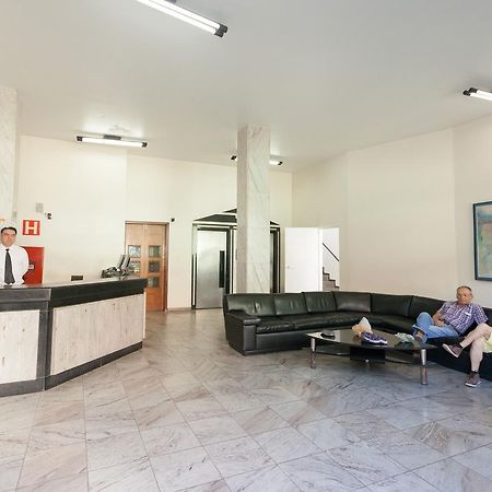 Nobre Hotel Montes Claros Exteriör bild