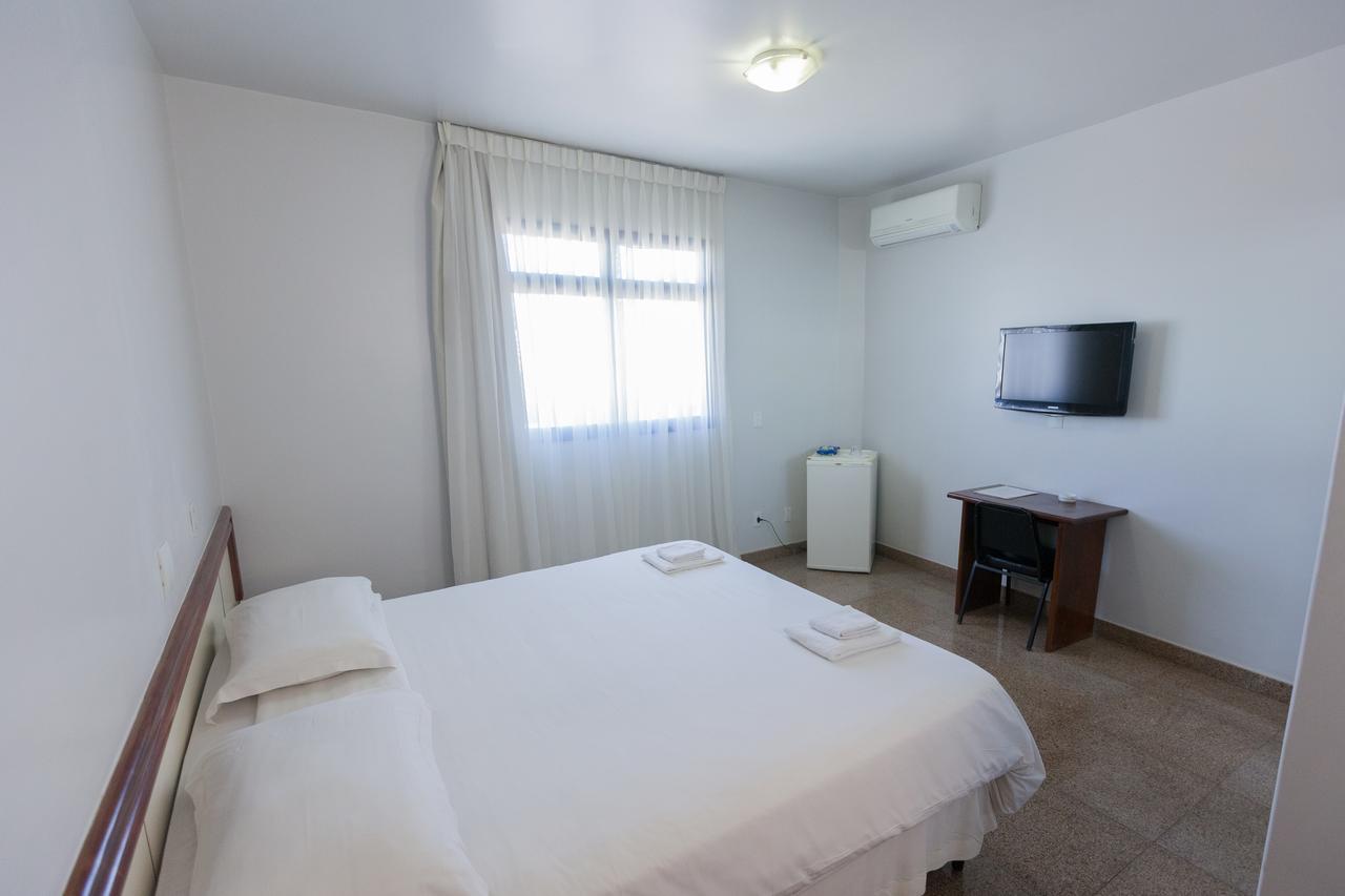 Nobre Hotel Montes Claros Exteriör bild